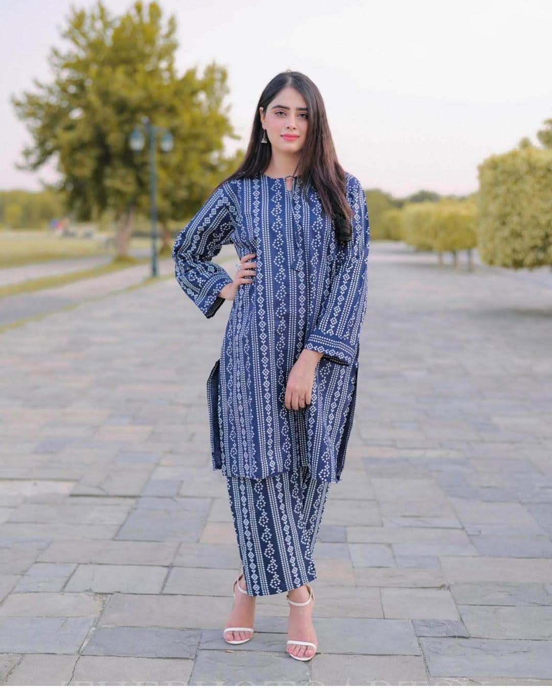 2 Pcs Women's Stitched Lawn Chunri Printed Suit